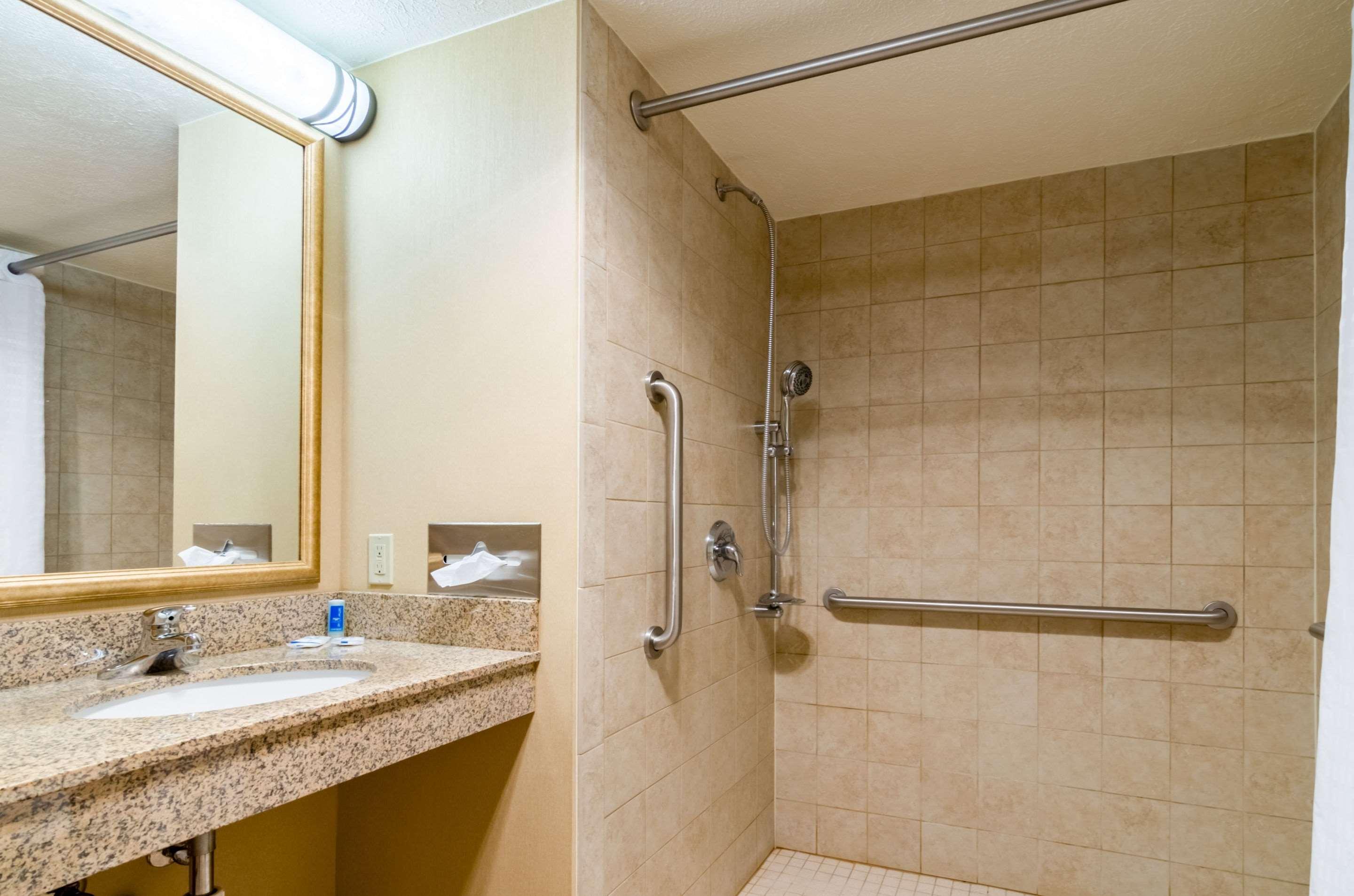 Hotel Super 8 By Wyndham Cozad Extérieur photo