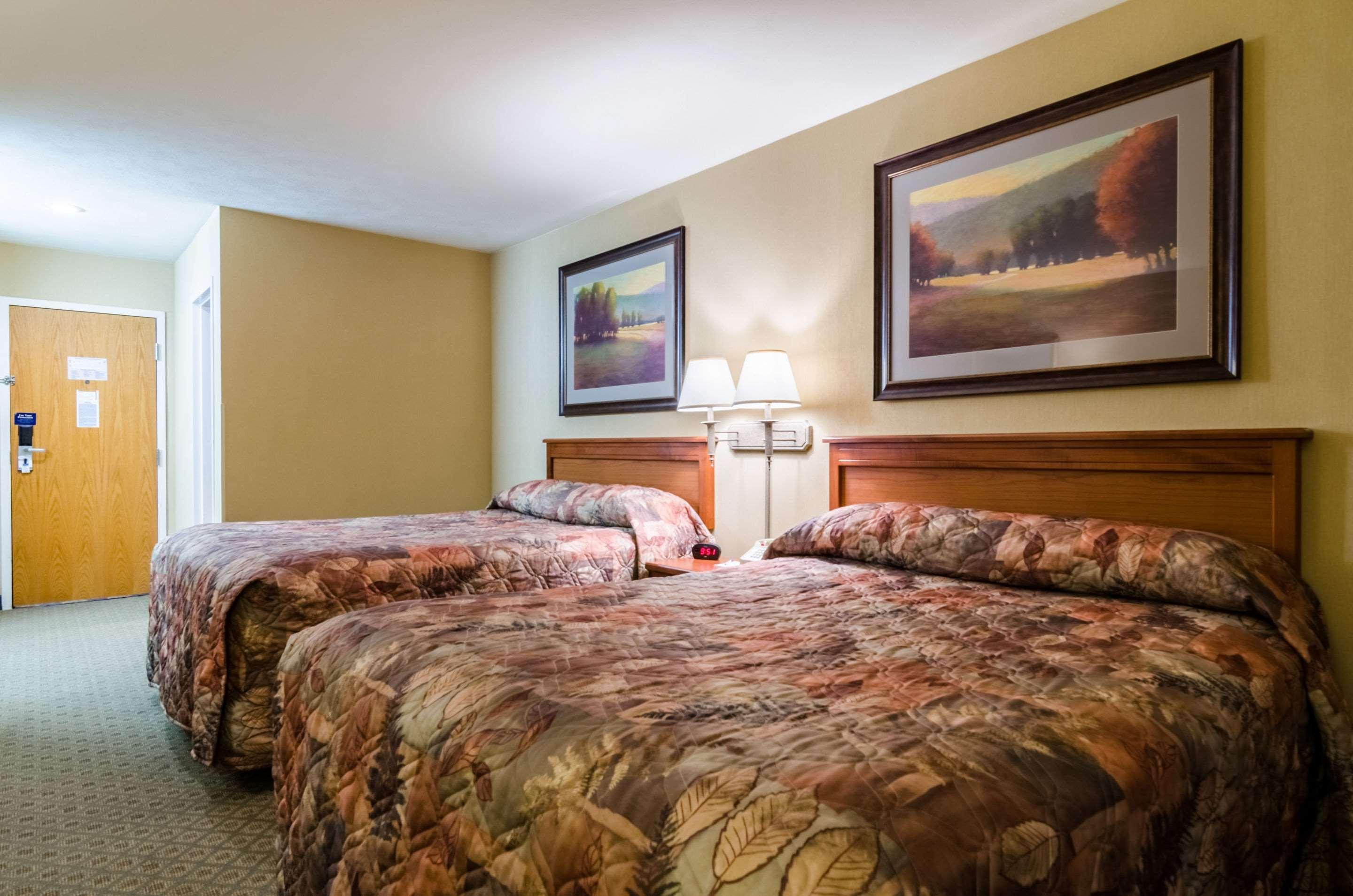 Hotel Super 8 By Wyndham Cozad Extérieur photo