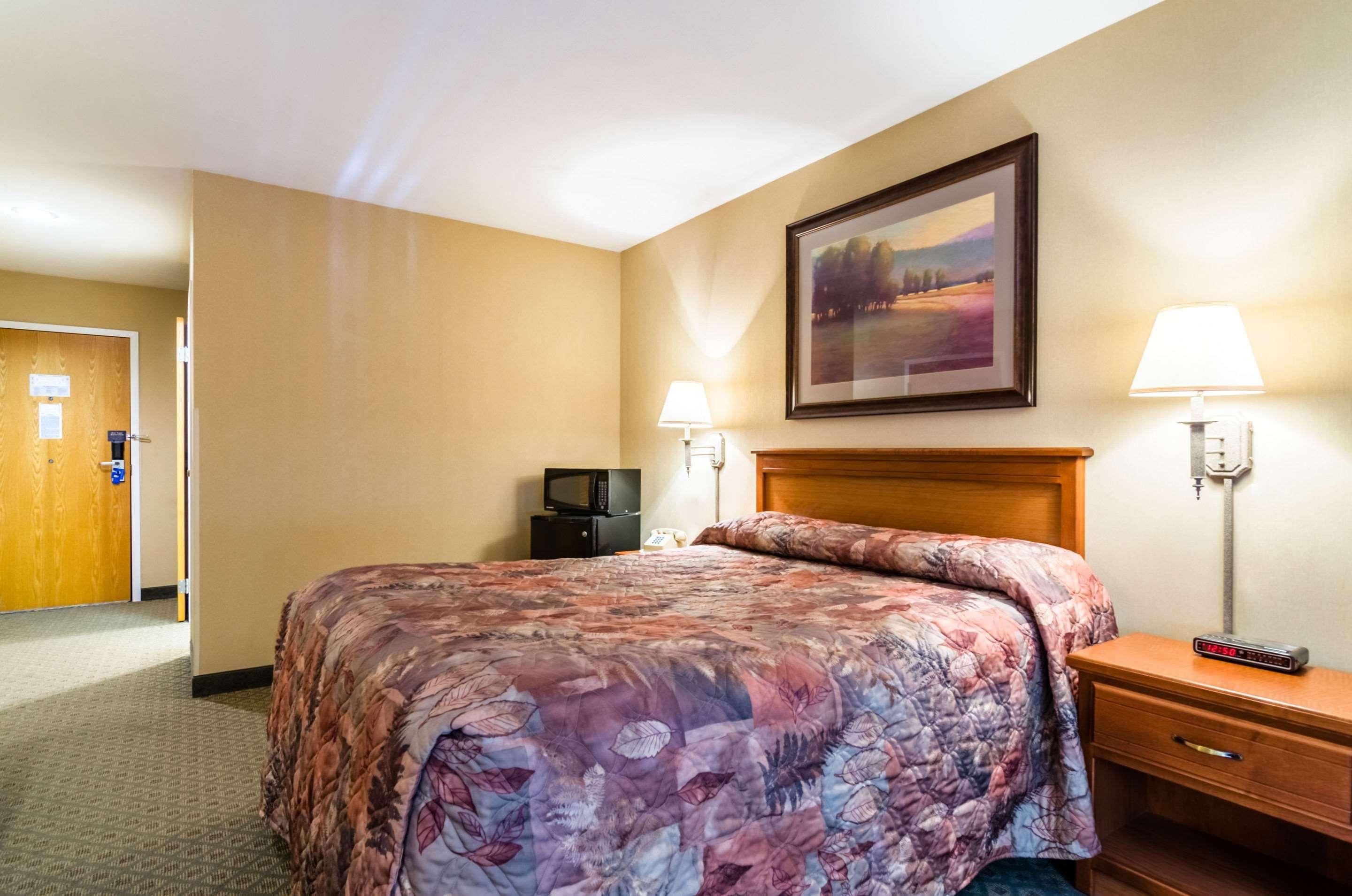 Hotel Super 8 By Wyndham Cozad Extérieur photo